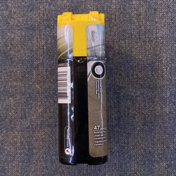 Classic LEGO Racers 1:55 unopened factory sealed model kit. - Picture 7 of 10